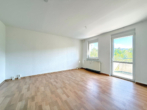 Wohnzimmer - Altersgerechte 2-Raum-Wohnung mit Balkon!