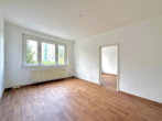 Wohnzimmer - 2-Raum-Wohnung in Klinikumsnähe
