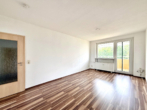 Wohnzimmer - Sanierte 3-Raum-Wohnung im ruhiger Lage