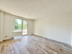 Wohnzimmer - 3-Raum-Wohnung mit Döllbergblick