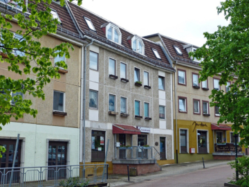 Sanierte 3-Raum-Wohnung im Stadtzentrum mit Balkon, 98527 Suhl, Wohnung
