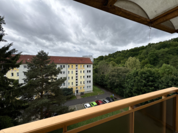 ruhige Dreiraumwohnung in sonniger Lage, 98529 Suhl, Wohnung