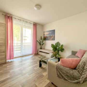 4-Raum-Wohnung in bester City-Lage!, 98527 Suhl, Erdgeschosswohnung